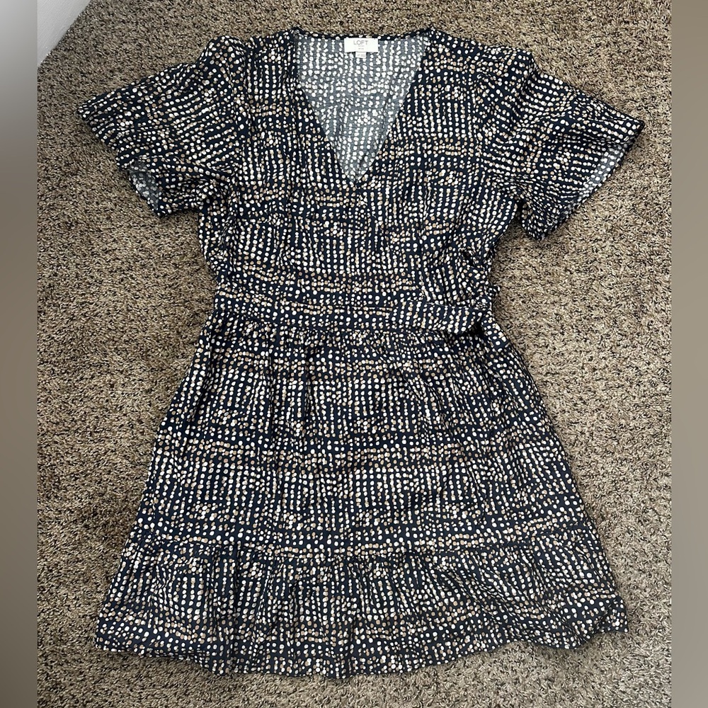 LOFT Navy and White Printed Short Sleeve V-Neck Dress